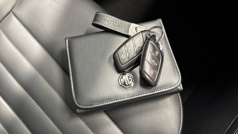 MG Hs 1.5 T-GDI Exclusive 5dr DCT Petrol Hatchback